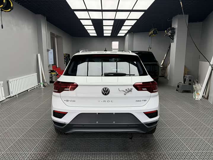Фото 5 - Volkswagen T-Roc