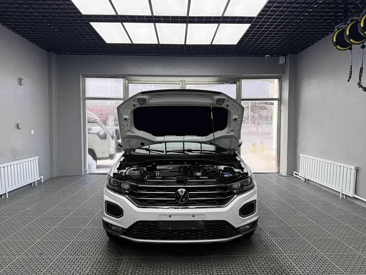 Фото 7 - Volkswagen T-Roc