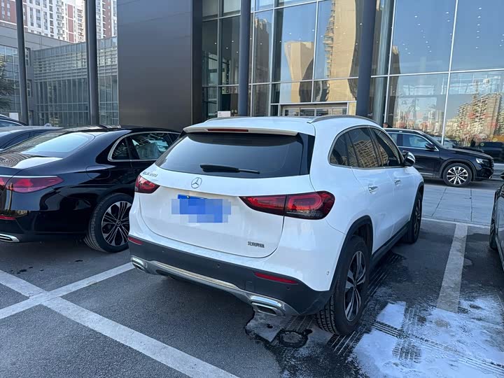 Фото 3 - Mercedes-Benz GLA-Class