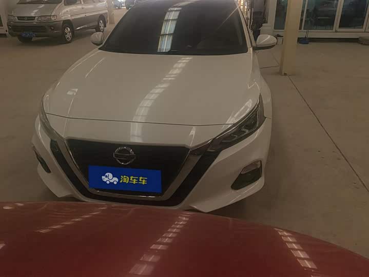 Фото 2 - Nissan Teana