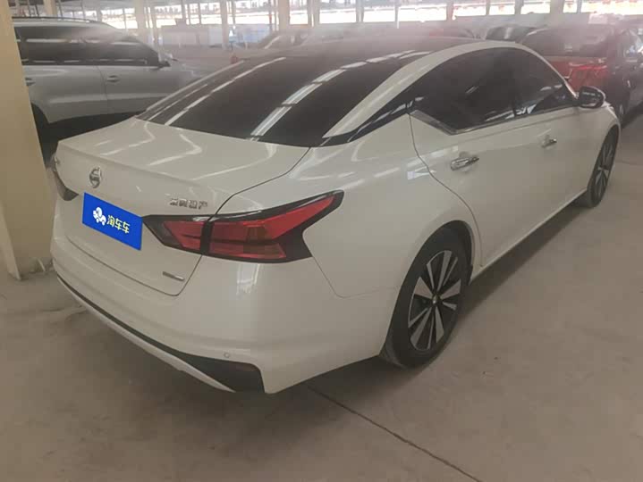 Фото 3 - Nissan Teana