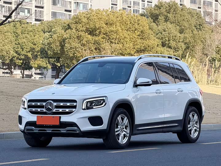 Фото 1 - Mercedes-Benz GLB-Class