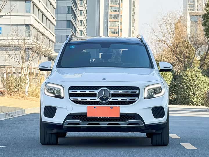 Фото 2 - Mercedes-Benz GLB-Class