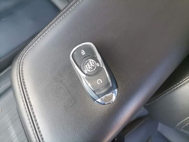 Фото 9 - Buick Velite 6