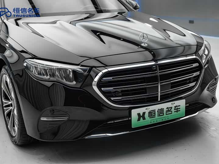 Фото 4 - Mercedes-Benz E-Class Hybrid