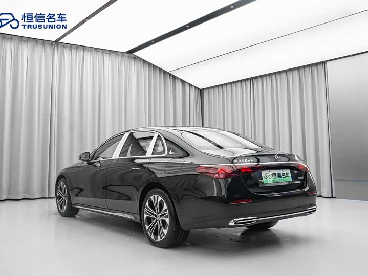 Фото 8 - Mercedes-Benz E-Class Hybrid