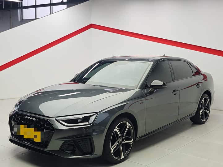 Фото 1 - Audi A4L