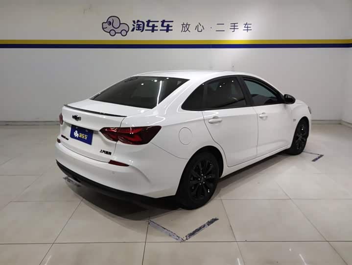 Фото 3 - Chevrolet Monza