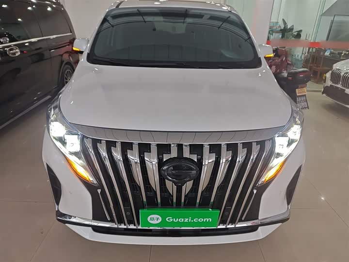 Фото 3 - GAC Trumpchi M8