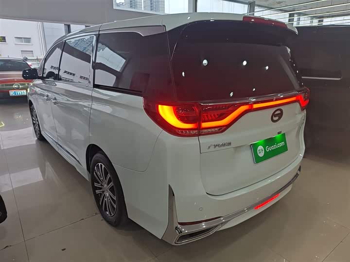 Фото 5 - GAC Trumpchi M8