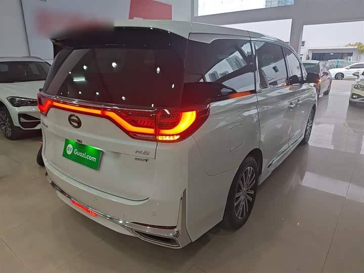 Фото 7 - GAC Trumpchi M8