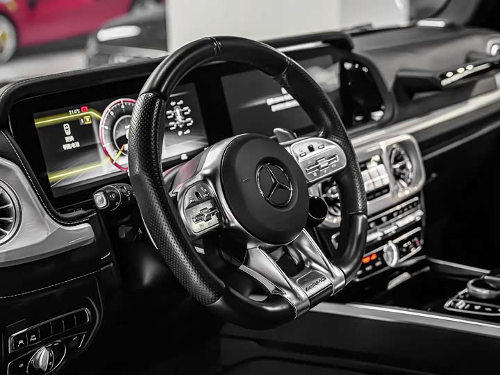 Фото 2 - Mercedes-Benz G-Class AMG