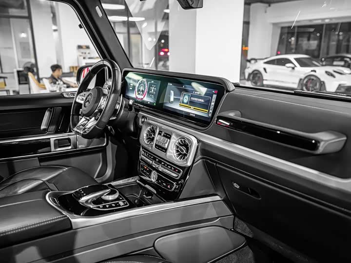 Фото 7 - Mercedes-Benz G-Class AMG