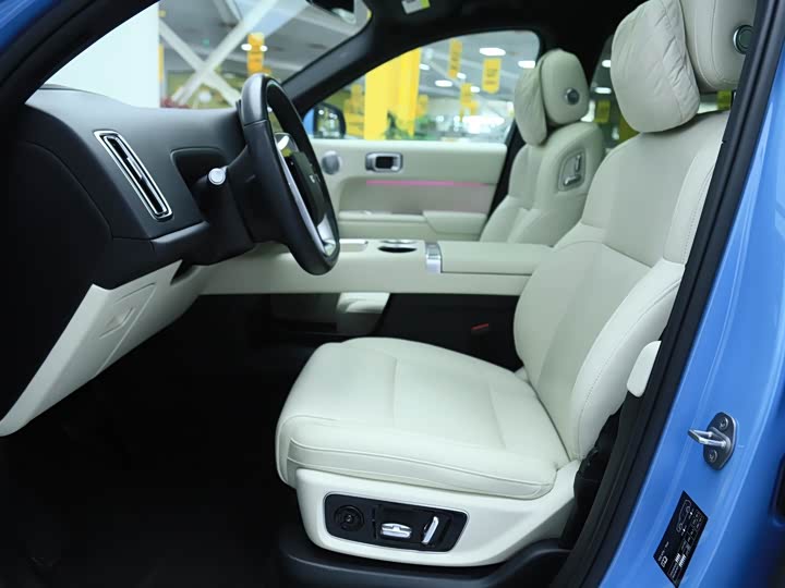 Фото 9 - LiXiang L8