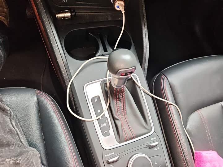 Фото 7 - Audi Q2L