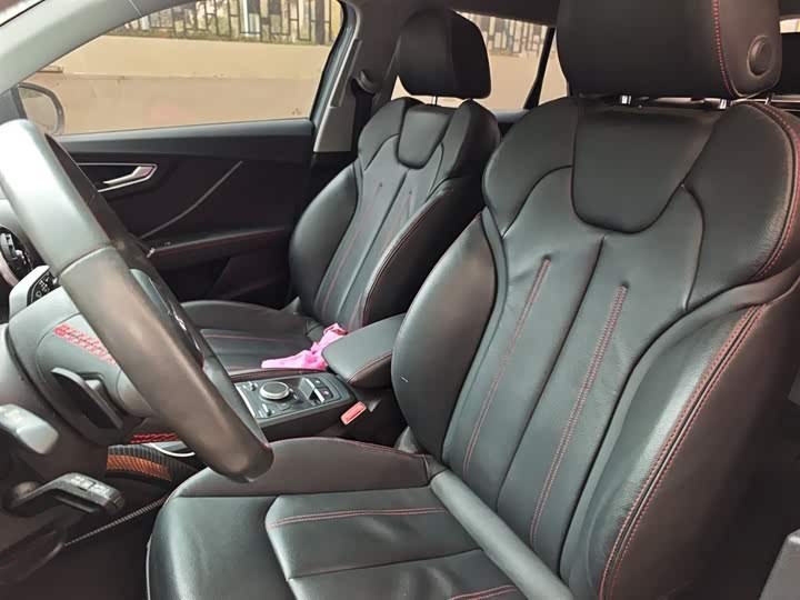 Фото 8 - Audi Q2L