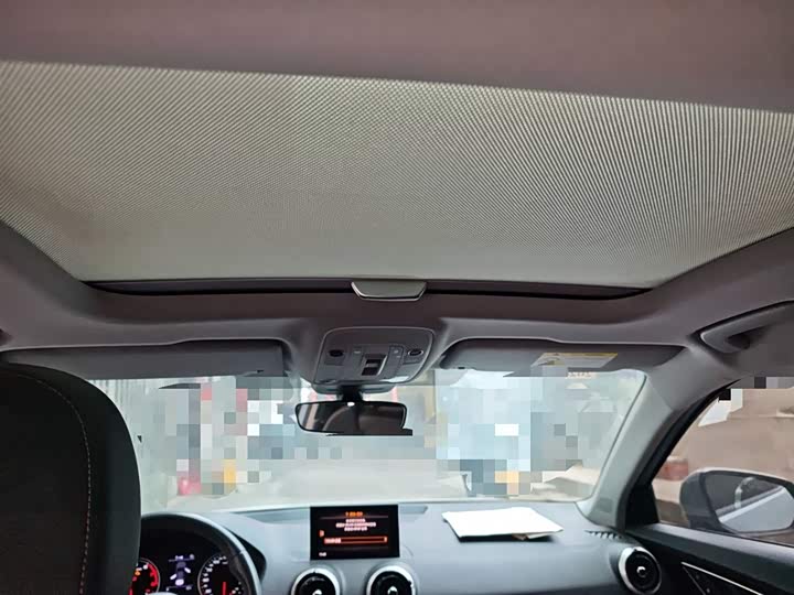 Фото 9 - Audi Q2L