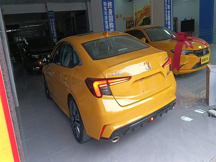 Фото 5 - Honda Integra