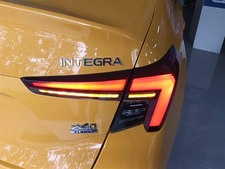 Фото 8 - Honda Integra