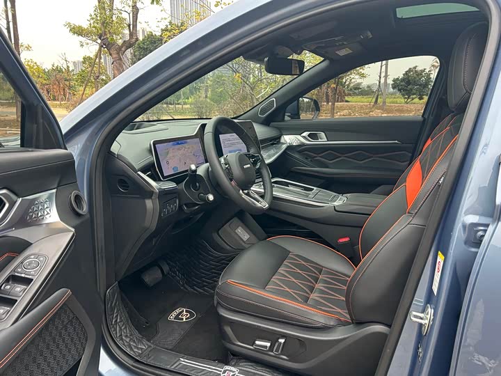 Фото 8 - Haval F7 (Monster)