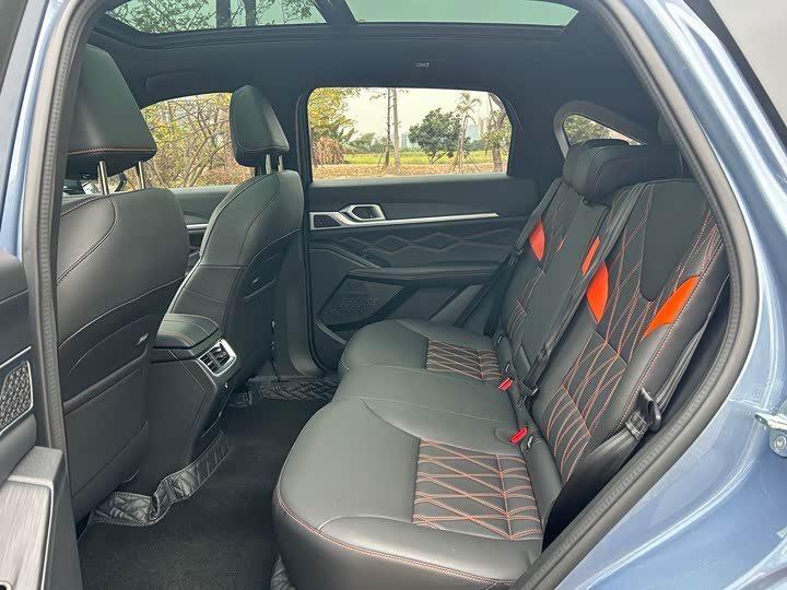 Фото 9 - Haval F7 (Monster)