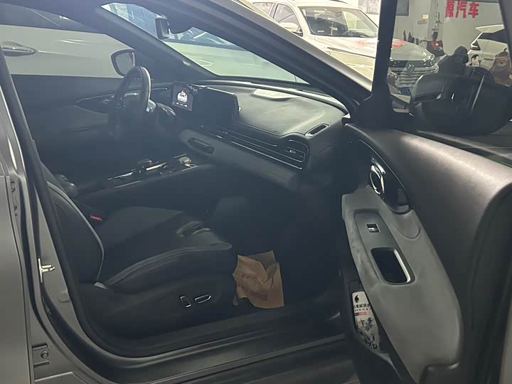 Фото 5 - GAC Trumpchi Empow R