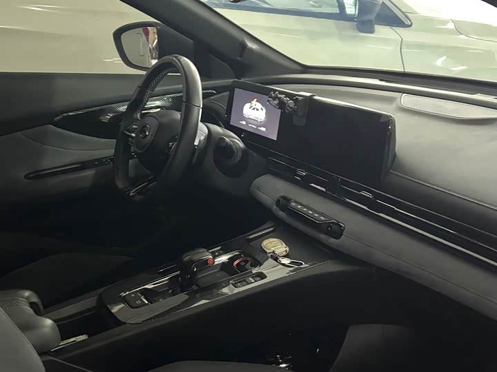 Фото 6 - GAC Trumpchi Empow R