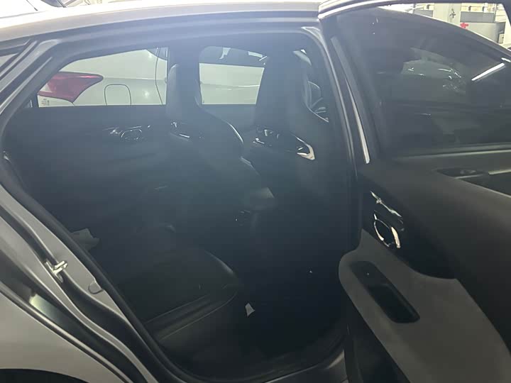 Фото 7 - GAC Trumpchi Empow R