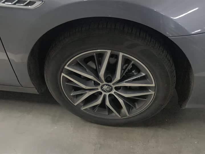 Фото 6 - BYD Qin Plus