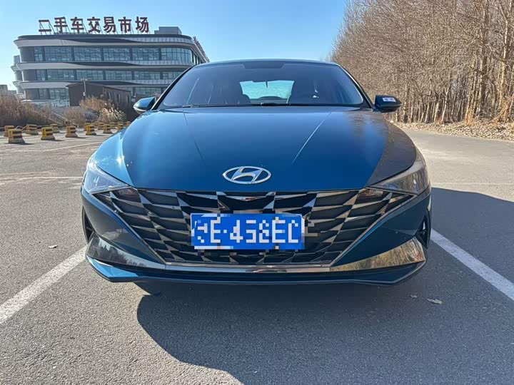 Фото 2 - Hyundai Elantra N line