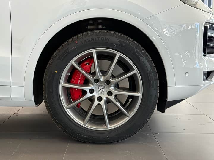 Фото 4 - Porsche Cayenne