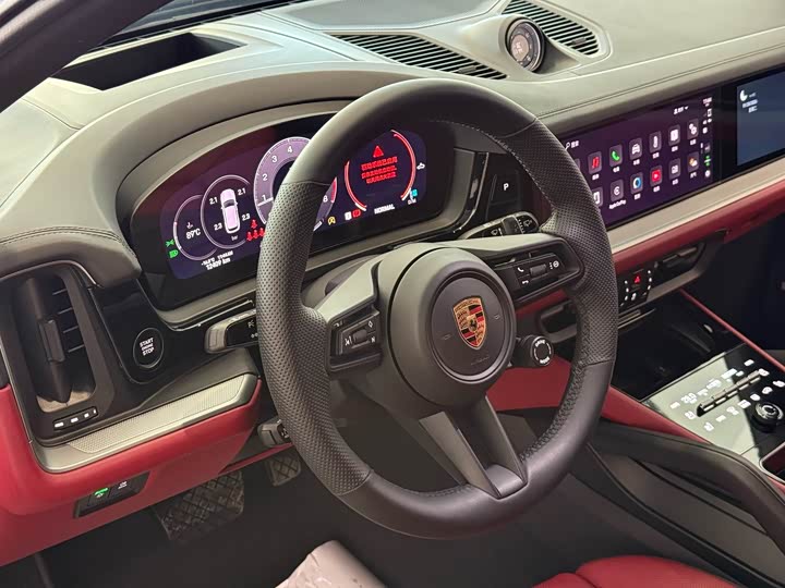 Фото 7 - Porsche Cayenne