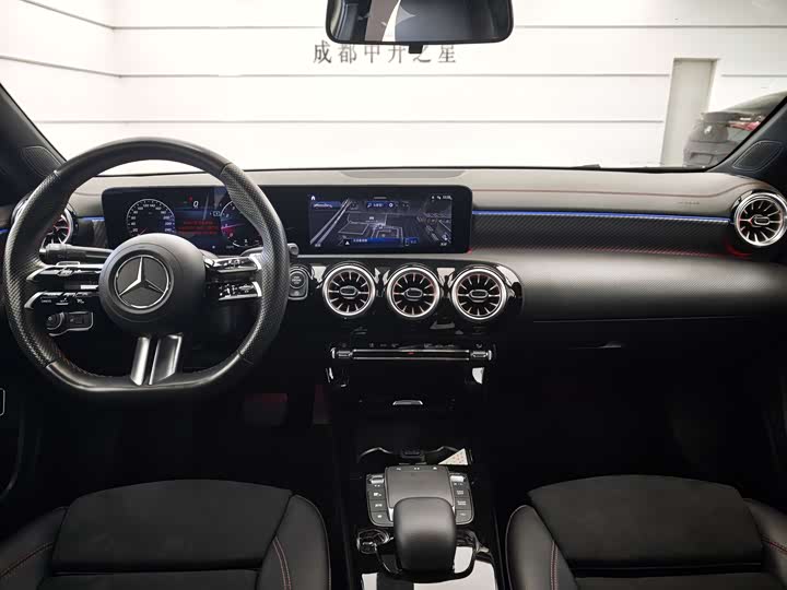 Фото 9 - Mercedes-Benz A-Class