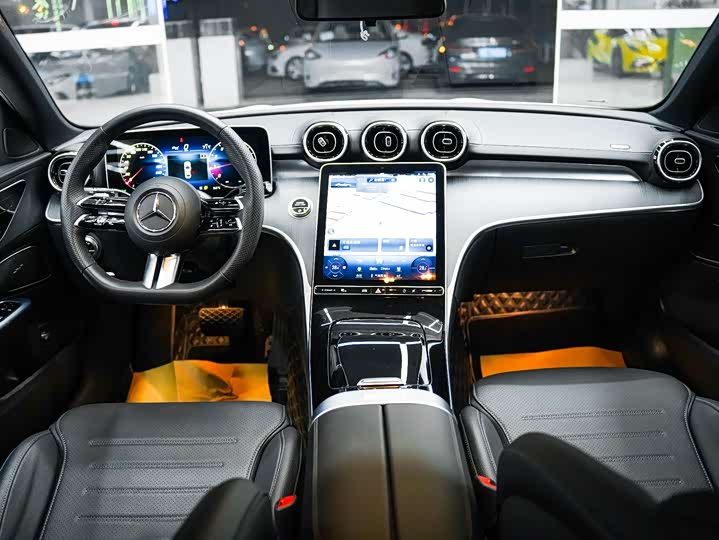 Фото 5 - Mercedes-Benz C-Class