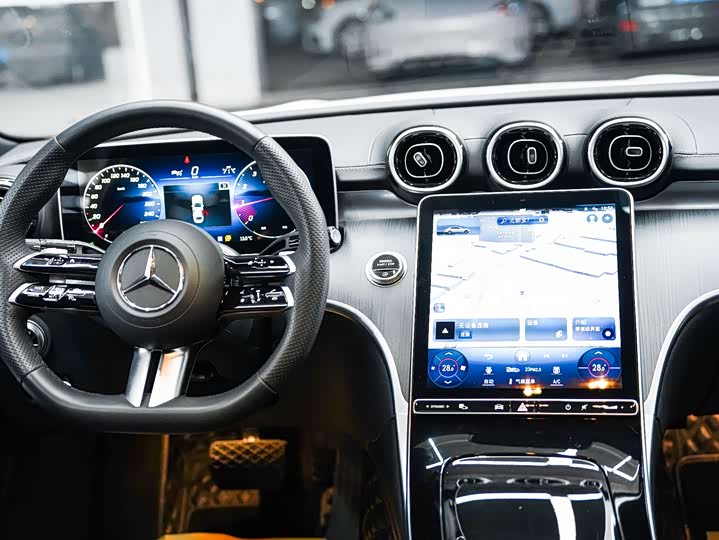 Фото 8 - Mercedes-Benz C-Class