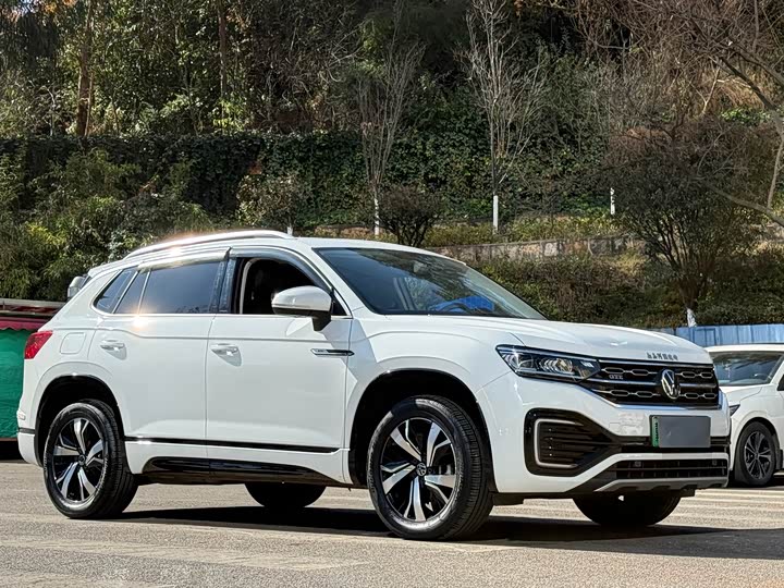 Фото 3 - Volkswagen Tayron GTE Hybrid