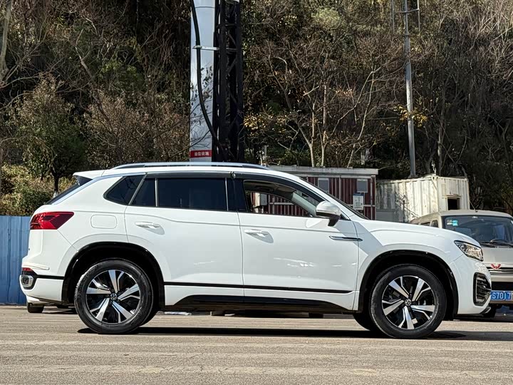 Фото 4 - Volkswagen Tayron GTE Hybrid