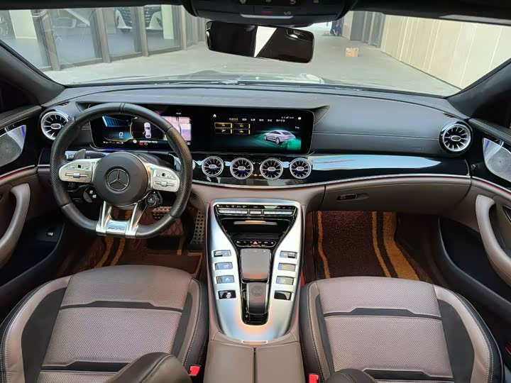 Фото 8 - Mercedes-Benz AMG GT