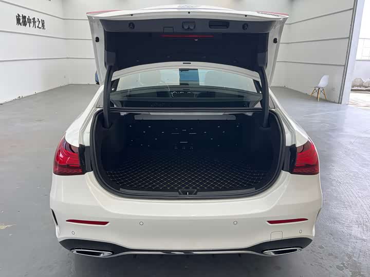 Фото 4 - Mercedes-Benz A-Class