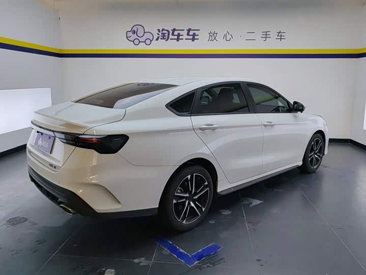 Фото 3 - Geely Binrui