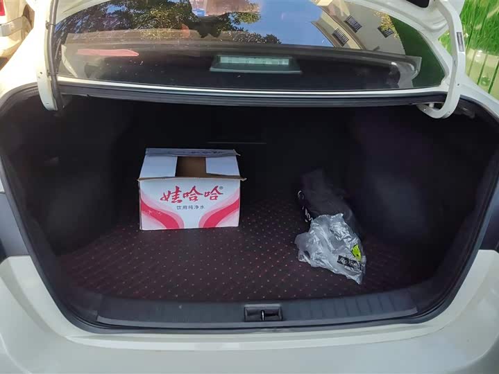 Фото 4 - Nissan Sylphy