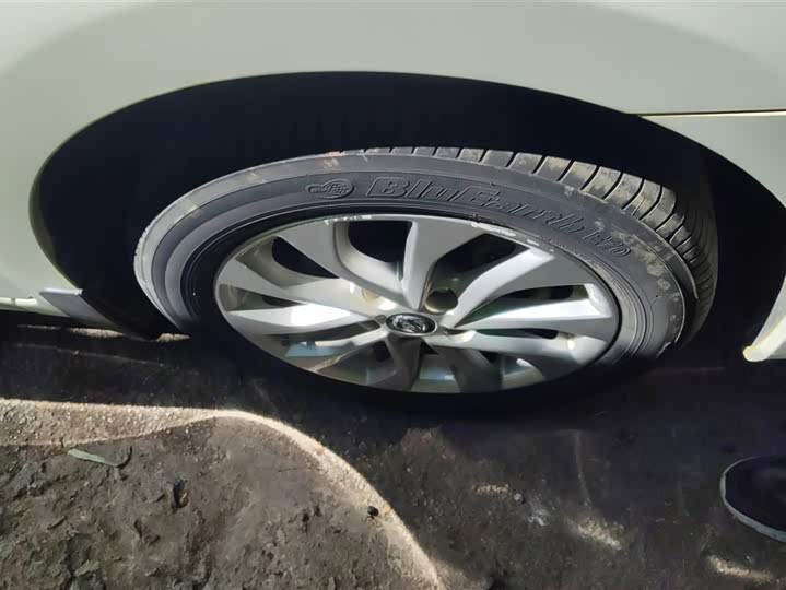 Фото 6 - Nissan Sylphy