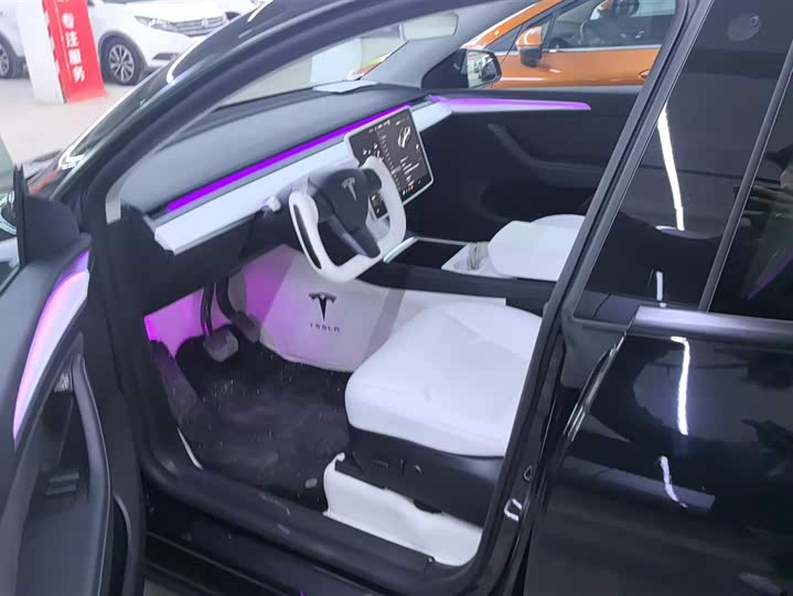 Фото 9 - Tesla Model Y