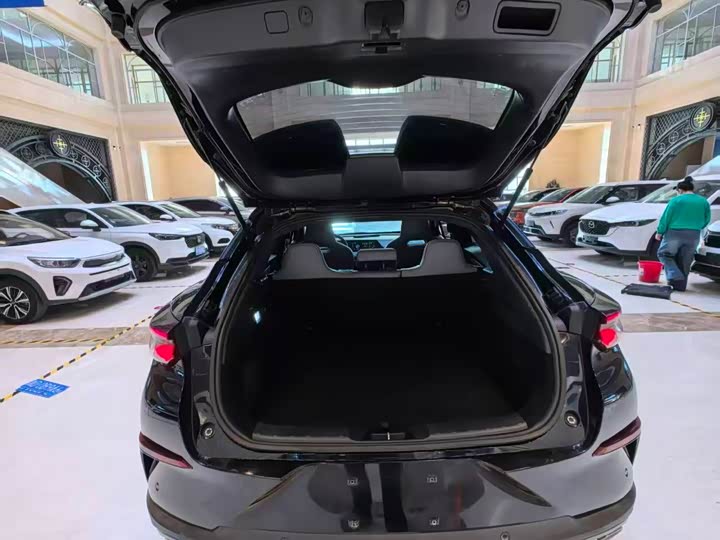 Фото 9 - Changan UNI-T