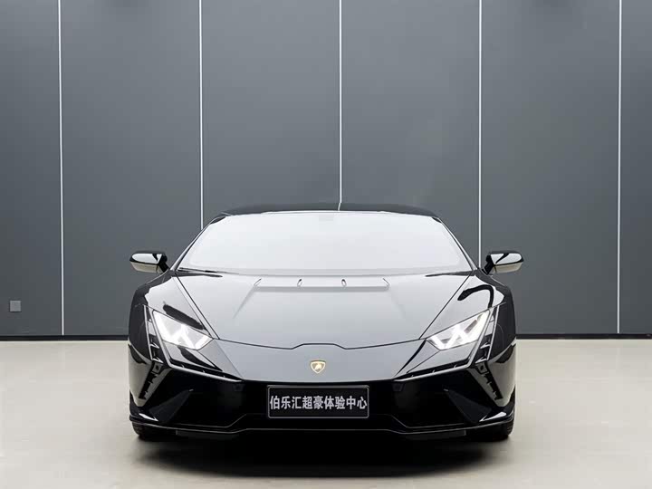 Фото 3 - Lamborghini Huracán