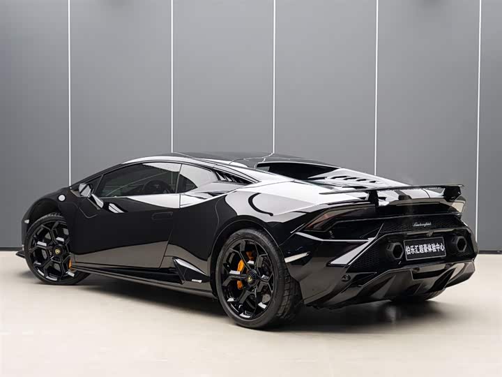 Фото 4 - Lamborghini Huracán
