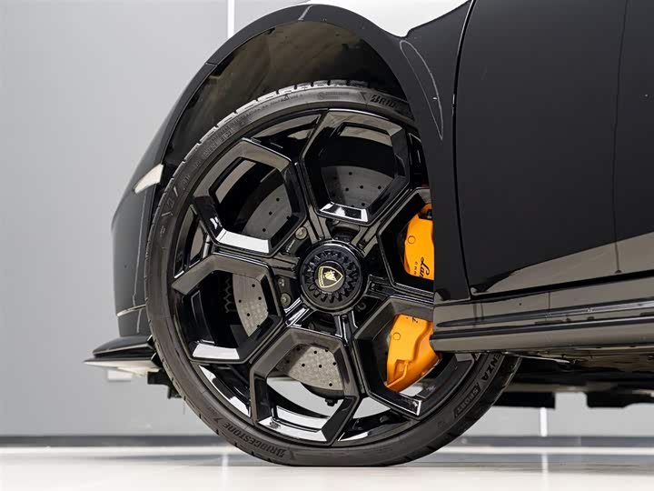 Фото 5 - Lamborghini Huracán