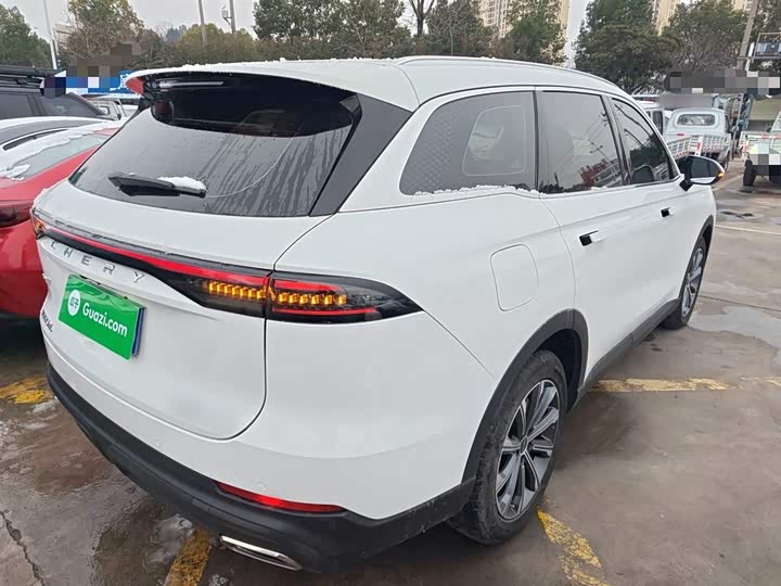 Фото 7 - Chery Tiggo 8L