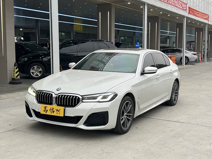 Фото 1 - BMW 5 Series