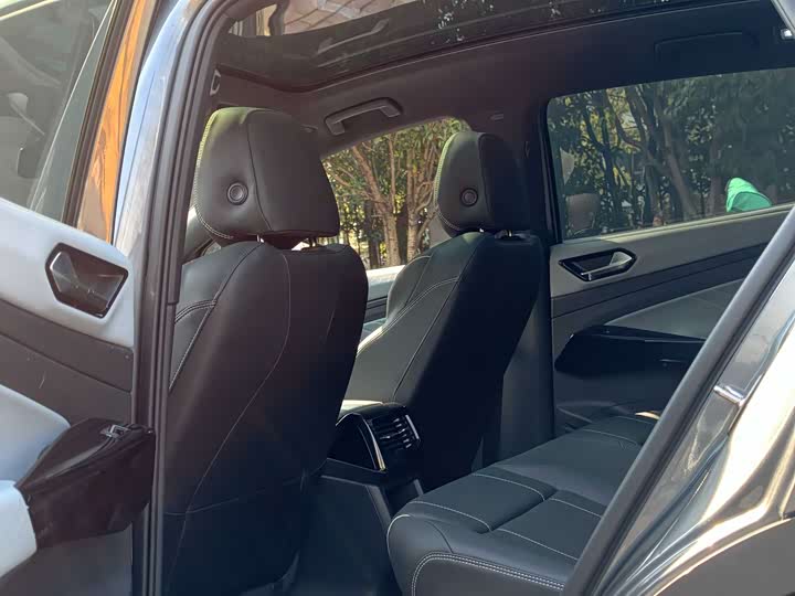 Фото 9 - Volkswagen ID.4 X